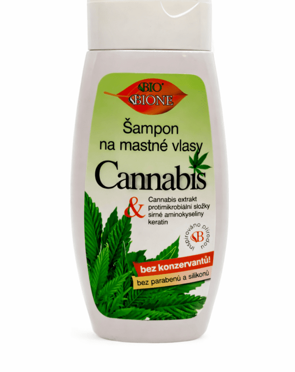 Šampón na mastné vlasy od značky Bione.